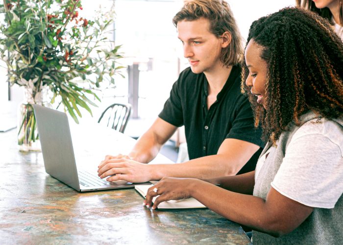 Studi Korelasi Dalam Penelitian Deskriptif dan Contohnya