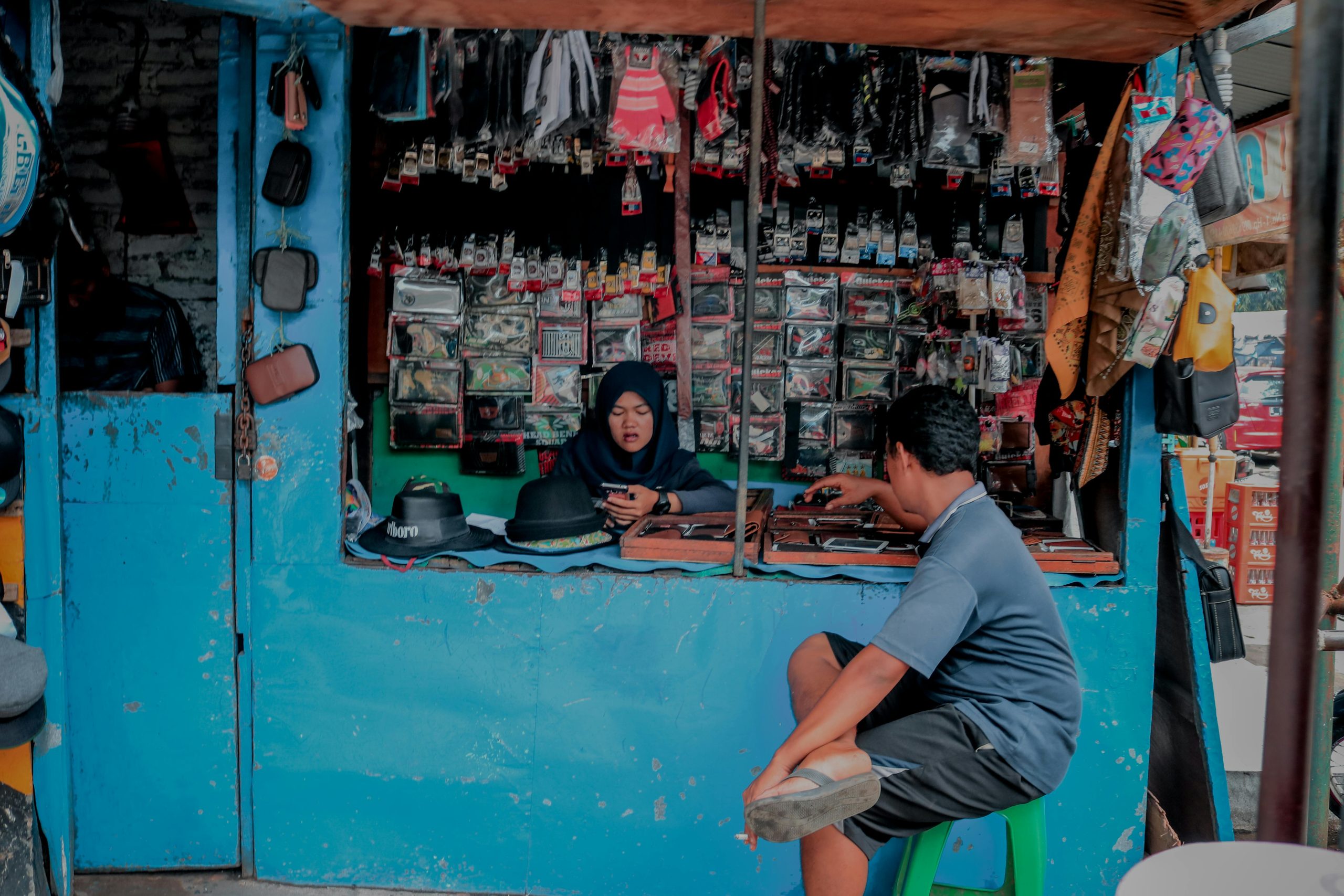 Ekonomi Tradisional: Produksi, Distribusi, dan Konsumsi