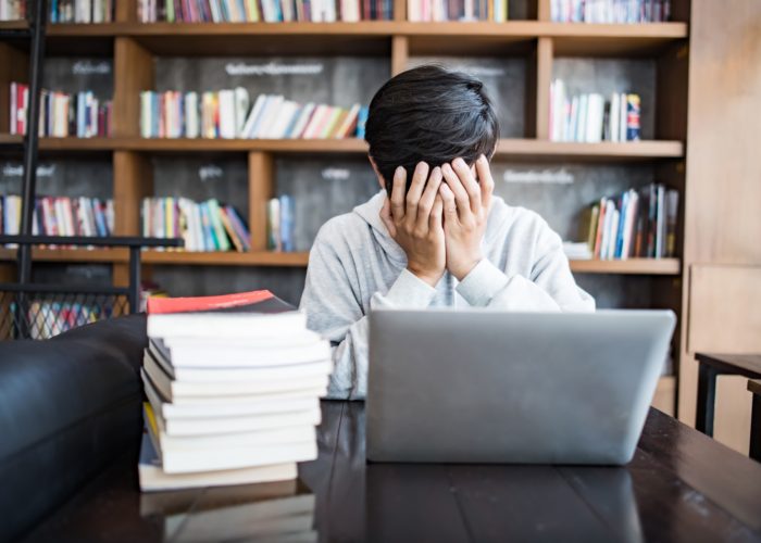 Anxiety Karena Skripsi: Cara Mengelola Cemas Berlebihan