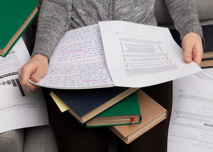 Buku Cara Menyusun Skripsi yang Benar dan Sistematis