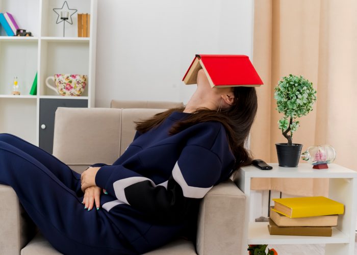 Mental Health Mahasiswa Akhir: Tantangan dan Solusi Praktis