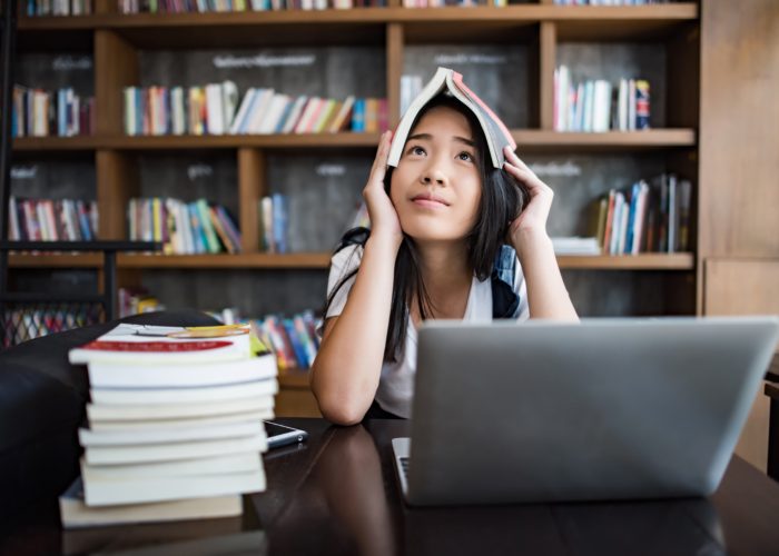 Topik Skripsi Terkini Mahasiswa yang Banyak Dicari