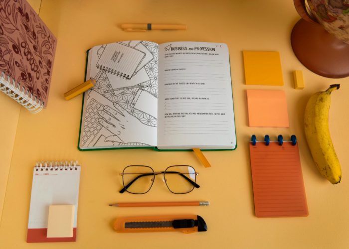 Contoh Logbook Penelitian yang Benar untuk Skripsi, Tesis, dan Penelitian Lapangan